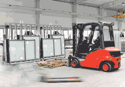 Animation element: stapler